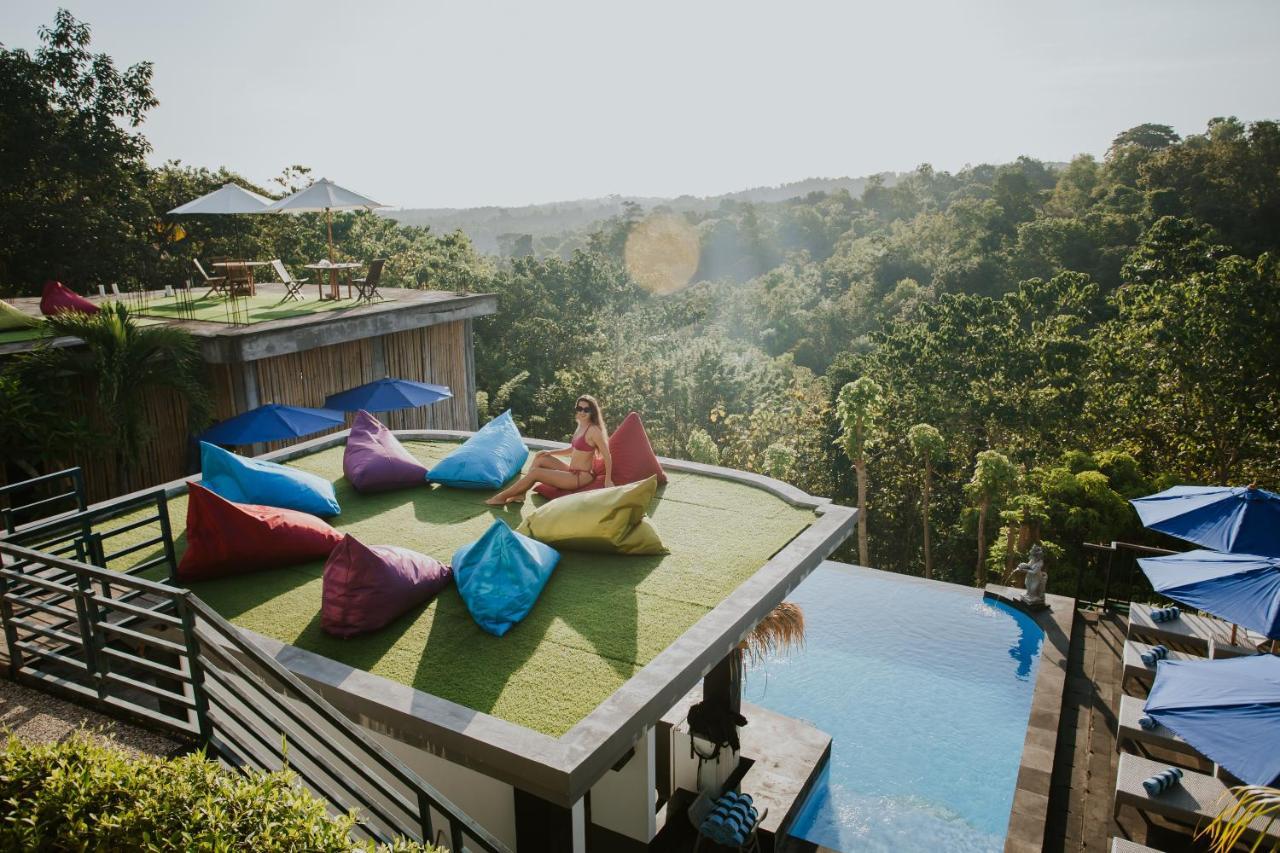Abasan Hill Hotel And Spa Toyapakeh Exterior photo